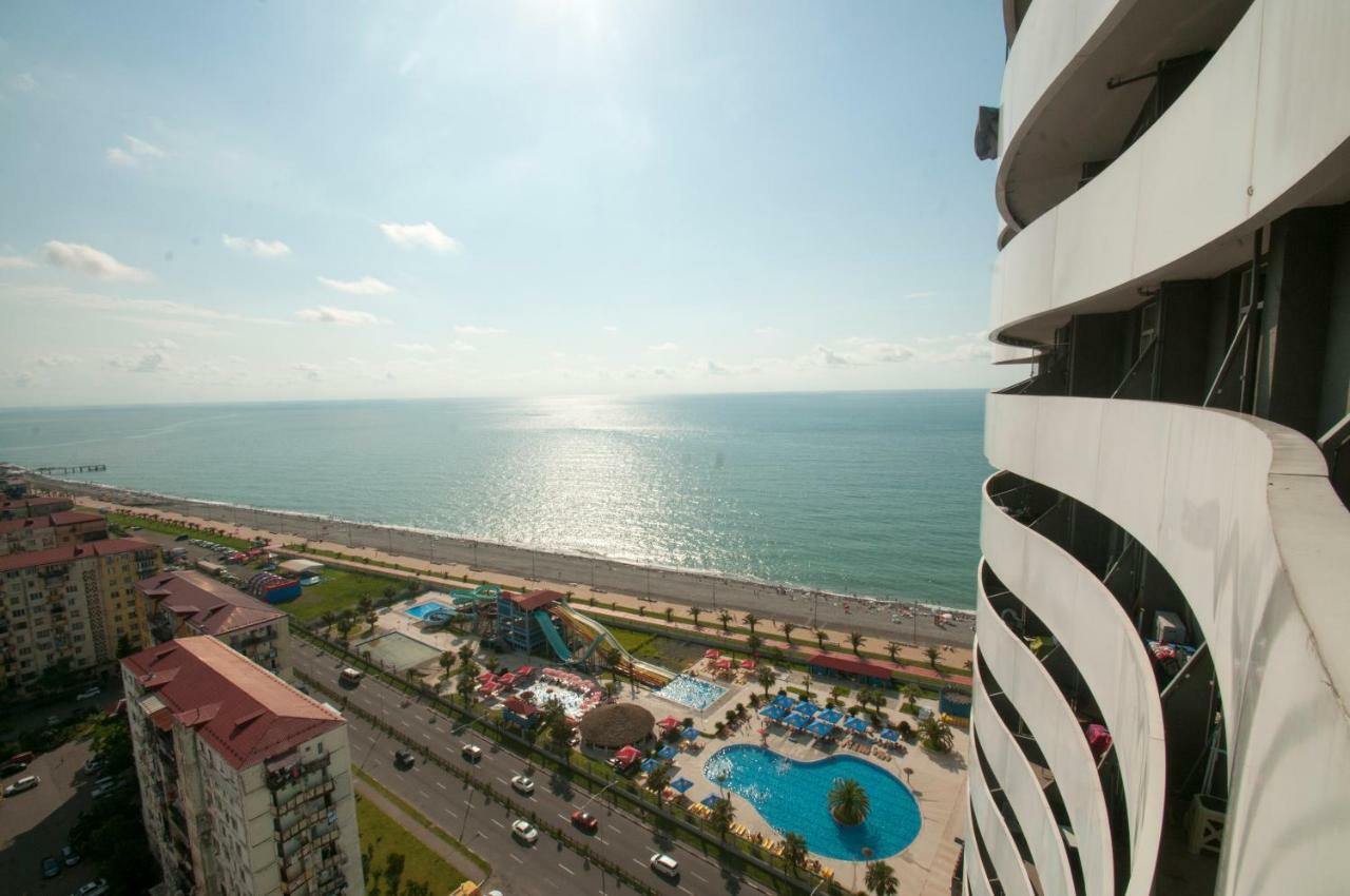 Orbi Apart Hotel In Front Of Aquapark Батуми Екстериор снимка